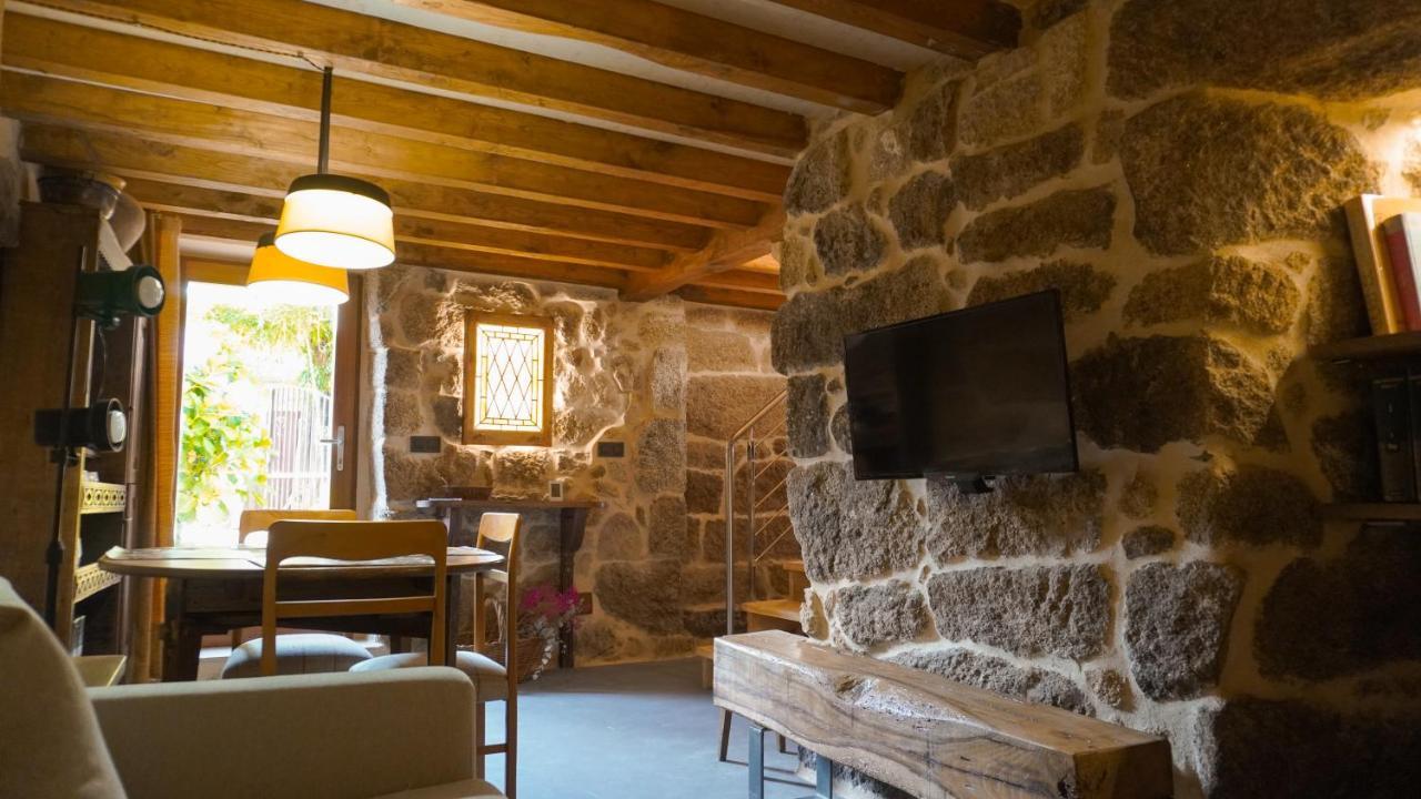 Nogueira De RamuinCasa La Trinidad - Ribeira Sacraアパートメント エクステリア 写真