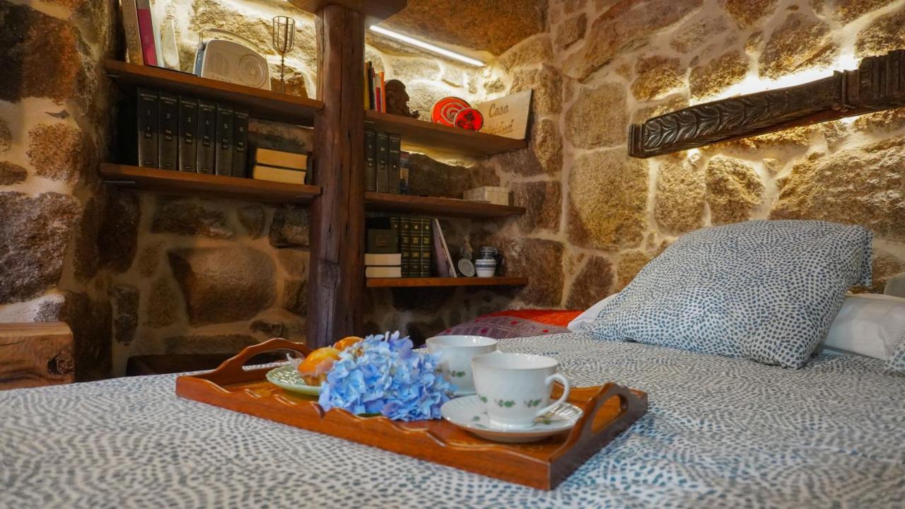 Nogueira De RamuinCasa La Trinidad - Ribeira Sacraアパートメント エクステリア 写真