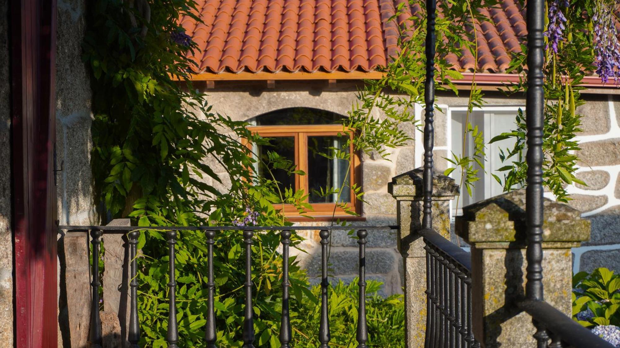 Nogueira De RamuinCasa La Trinidad - Ribeira Sacraアパートメント エクステリア 写真